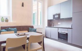 Brand new apt in Porta Romana (5 min from Duomo)